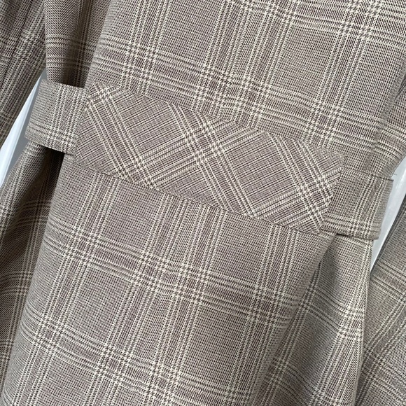 New Designer Lululemon Plaid Trench Coat M - Picture 6 of 7